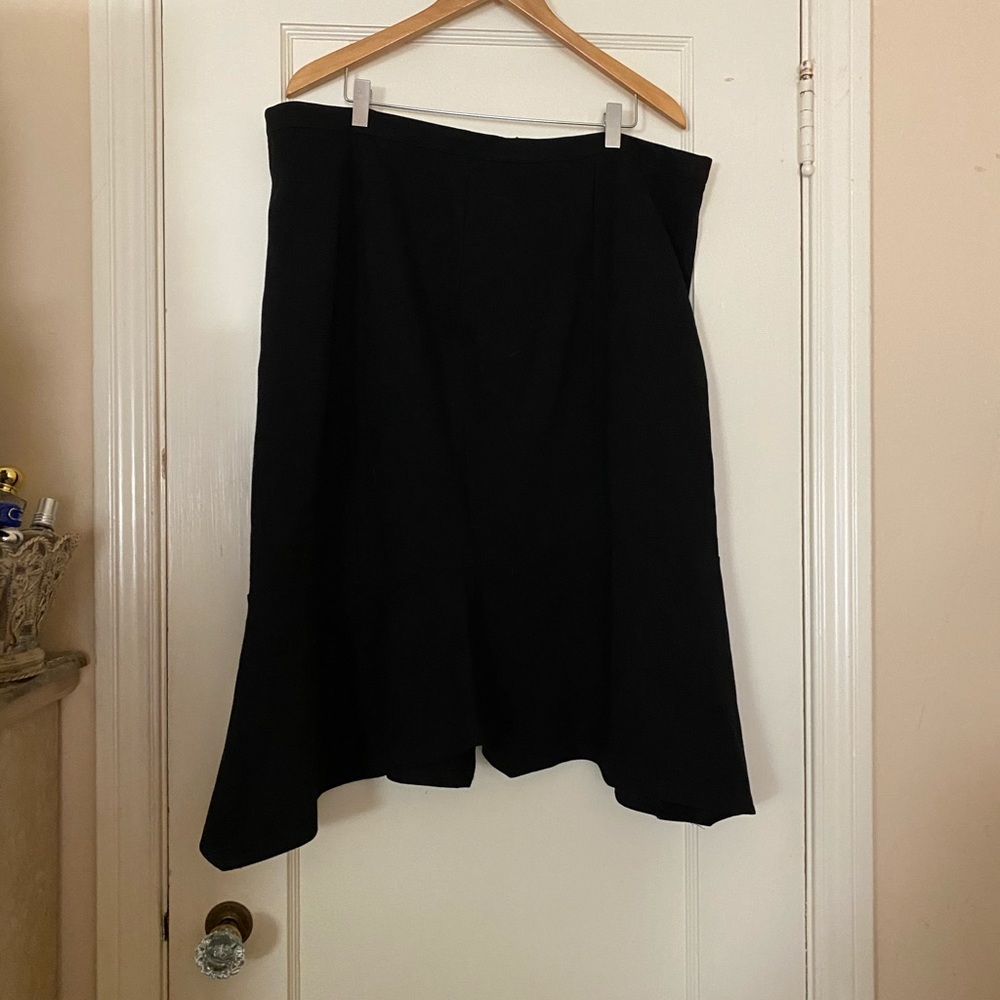 Black skirt